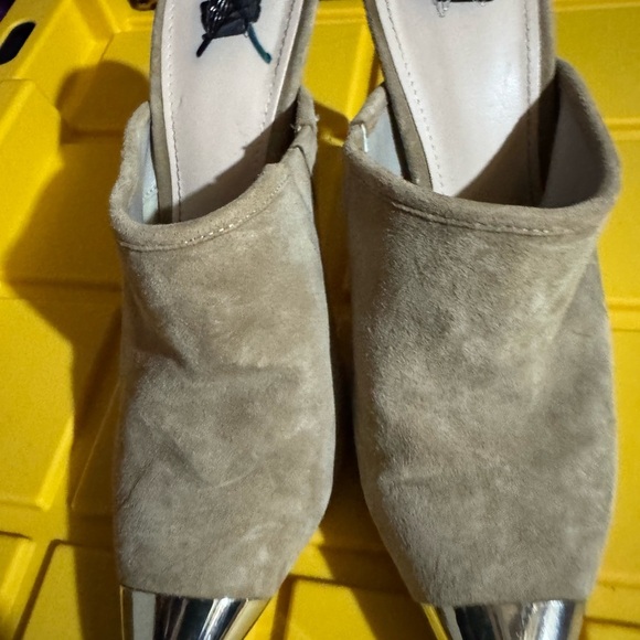 Victoria's Secret Tan and Silver Mules Sleek Suede Design - Picture 7 of 7